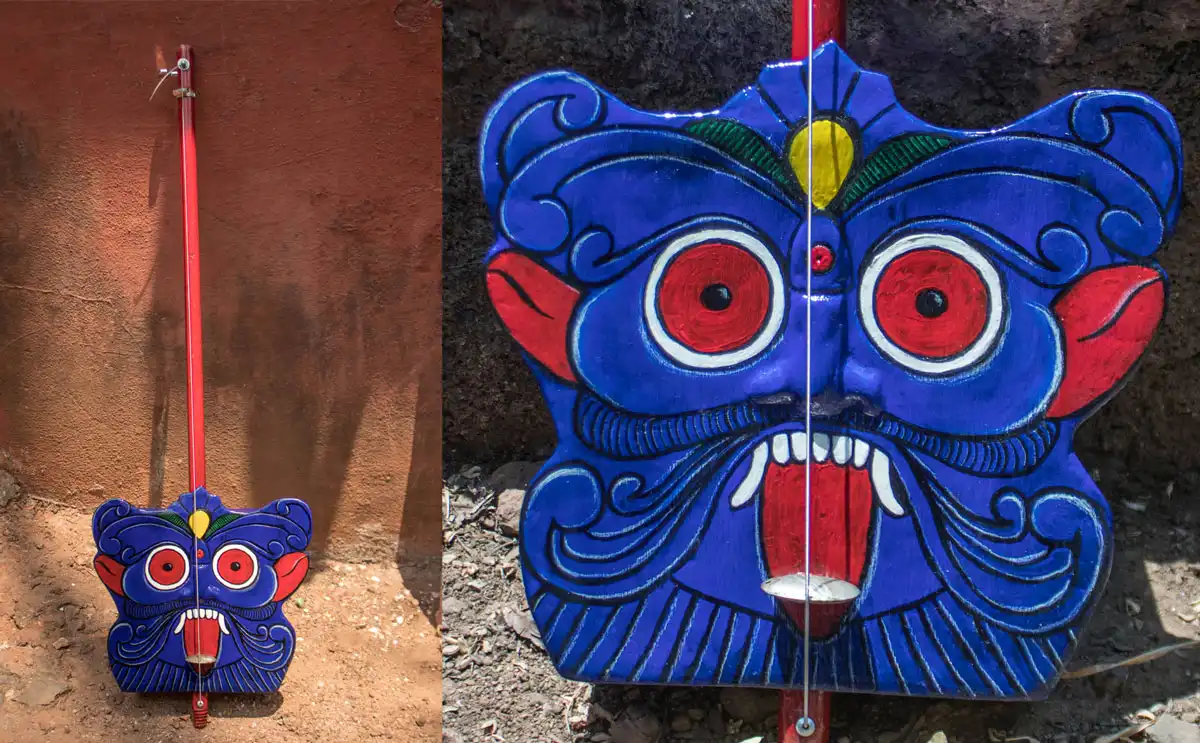 Peinture artistique sur bois pour cordophone unique — Pièce de collection